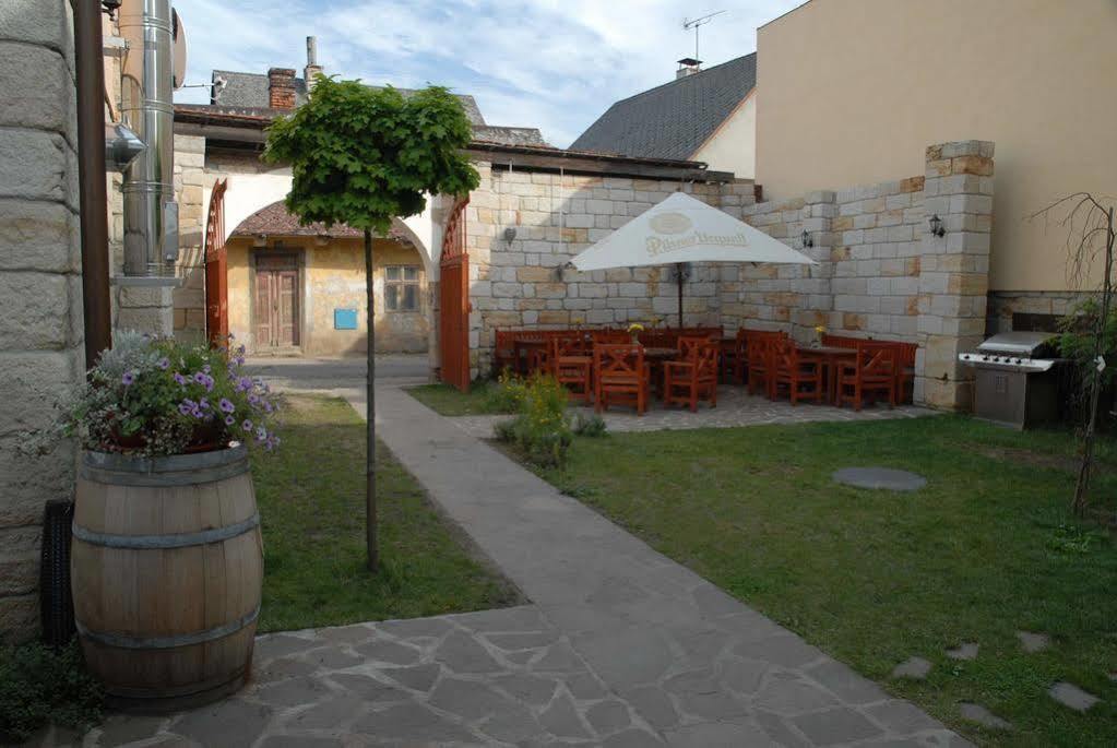 Hotel Posta Sobotka Exterior foto